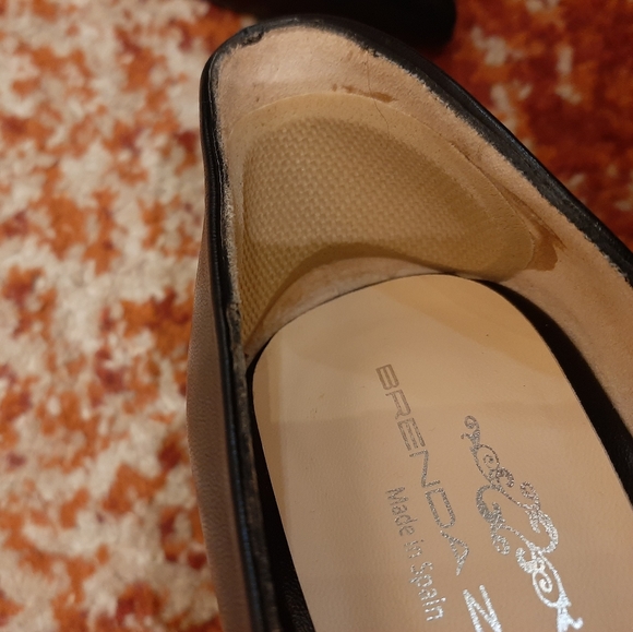 Brenda Zaro D'Orsay heels - Picture 4 of 12